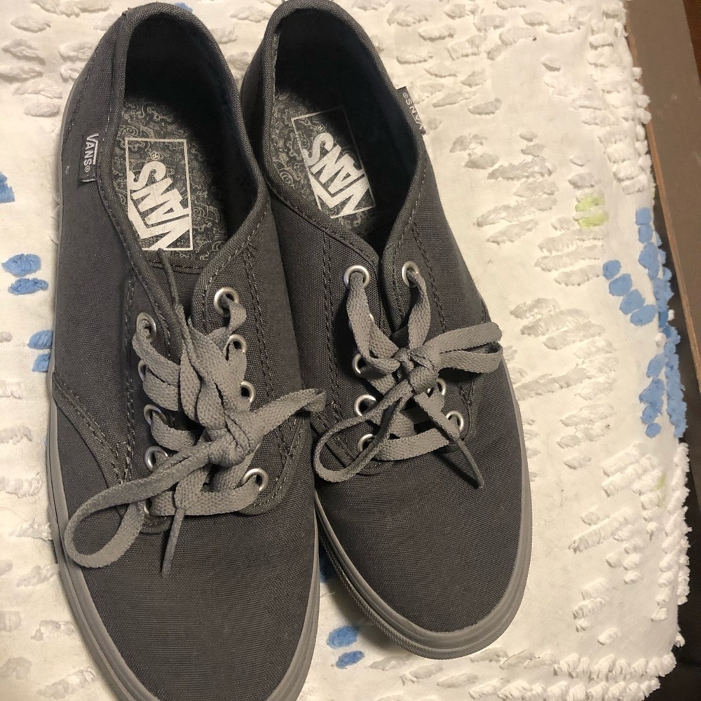 Grey Vans Lace Up Sneakers sz 9- BARELY WORN